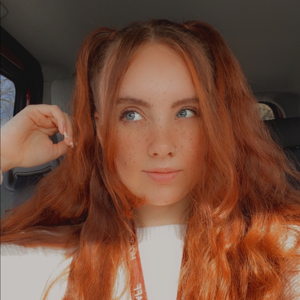 Meet your Posher, Rebecca